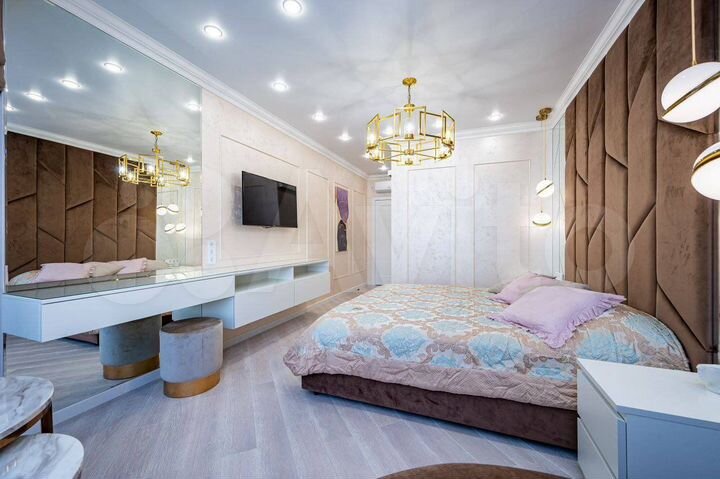 3-к. квартира, 128 м², 10/16 эт.