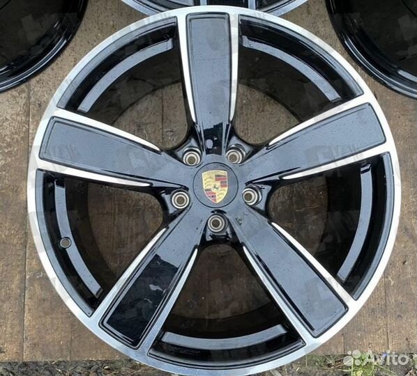 Литые диски для Porsche Cayenne R21