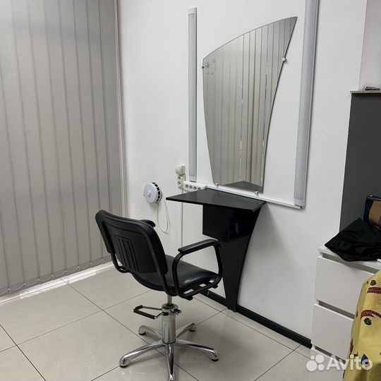 Кресло парикмахерское