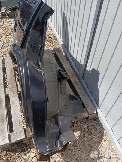 Крыло заднее правое Land Rover Discovery 4 2010