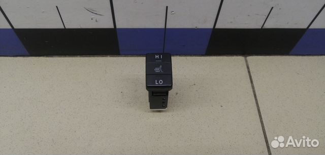 Кнопка обогрева сидений RAV 4 2013