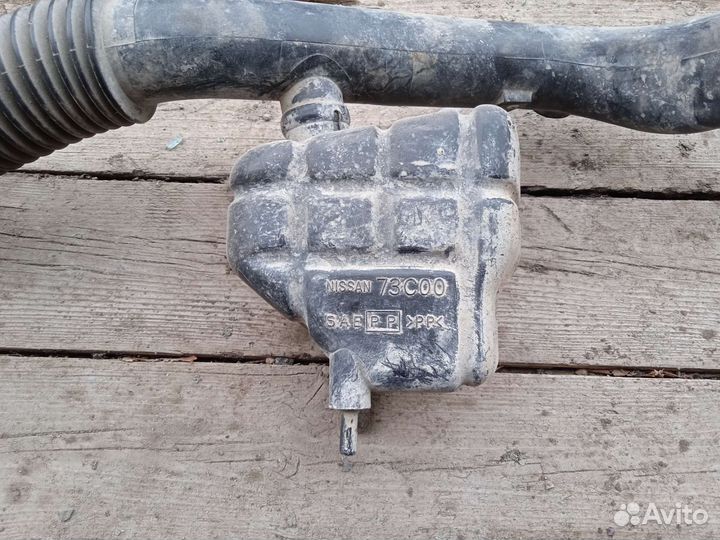 Резонатор воздушного фильтра Nissan Sunny Ниссан