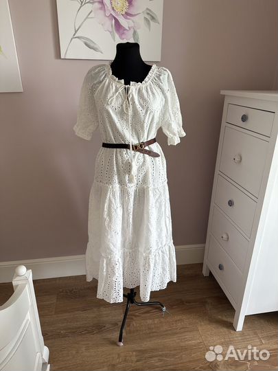 Платье хлопковое белое с вышивкой