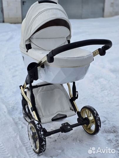 Коляска 2 в 1 junama diamond белая