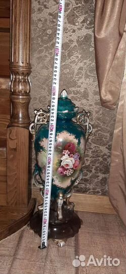 Фарфоровые вазы 2шт