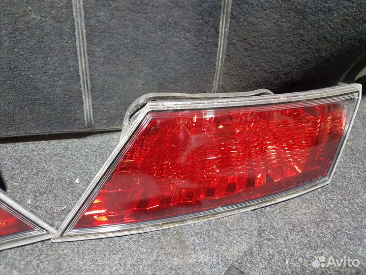 Фонарь крышки багажника Honda civic 5d