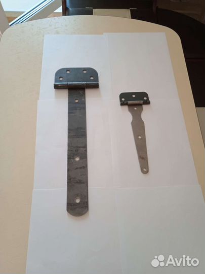 Петли для дверей
