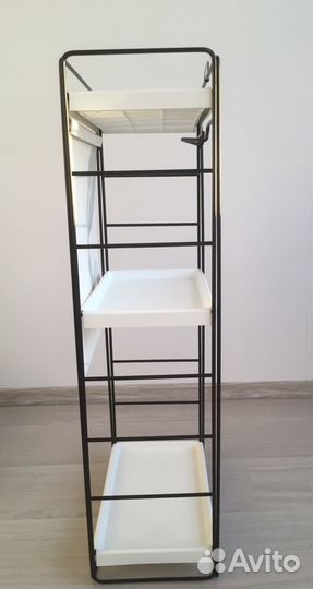 Полочка настенная для ванной