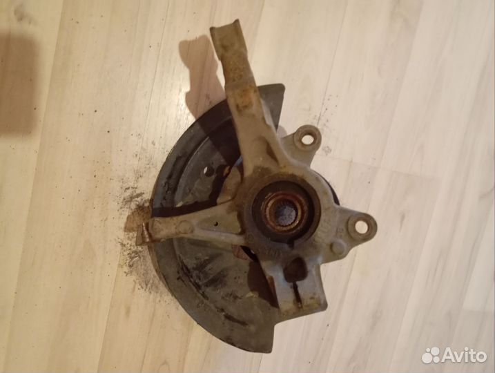 Кулак поворотный левый в сборе, Рено Логан 2