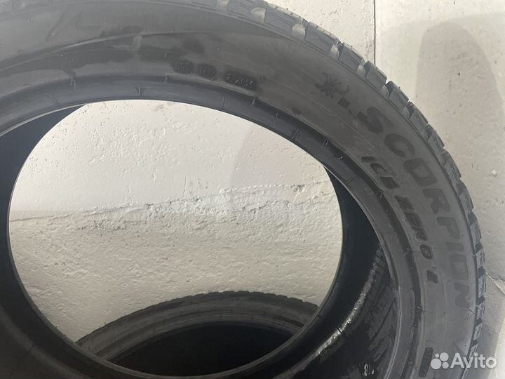 Pirelli Scorpion Ice Zero 2 285/40 R22 110H