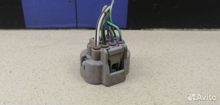 Разъем Hi Lux 2015