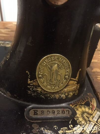 Швейная машинка сингер