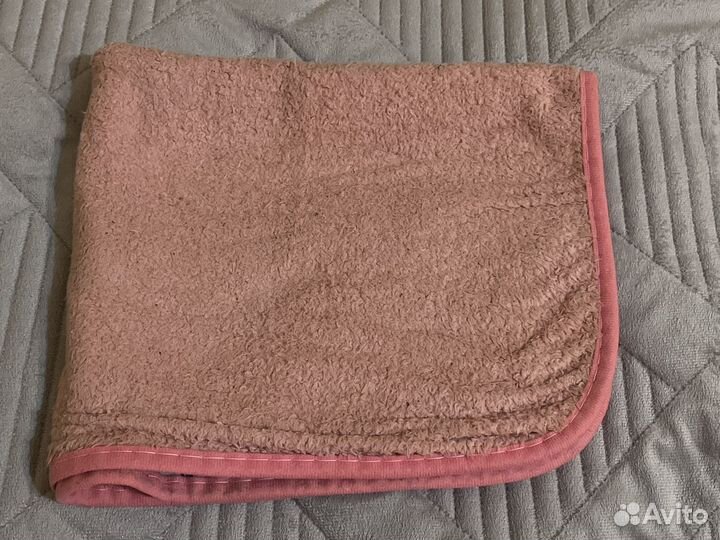 Противоскользящий коврик в ванную