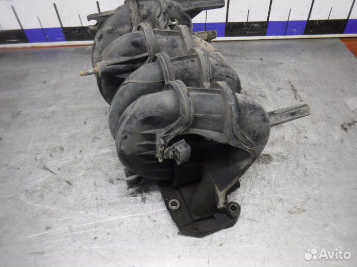 Коллектор впускной Renault Logan K7M 2006