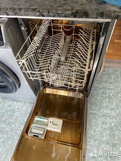 Посудомоечная машина Electrolux 45