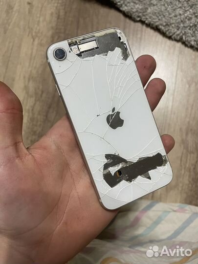 iPhone SE (2020), 64 ГБ