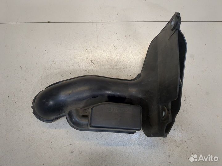 Воздухозаборник Mazda CX-7, 2010