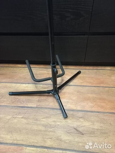 Гитарный стенд Clifton