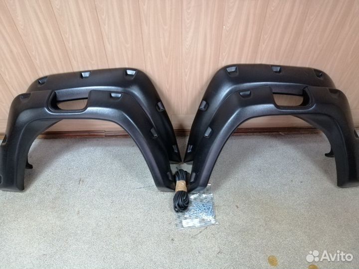 Расширители арок УАЗ Патриот