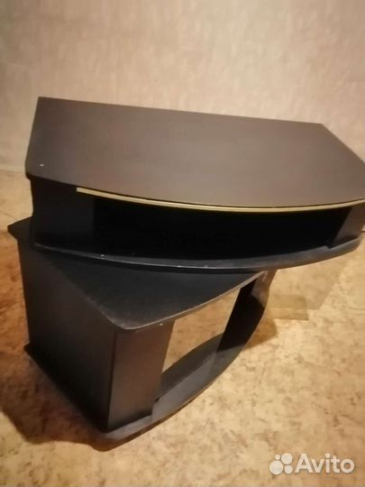 Тумбочка под телевизор