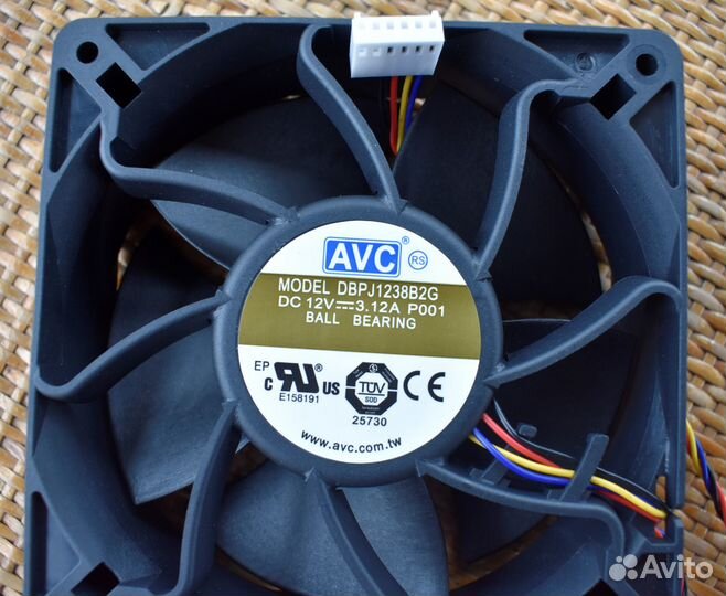 Кулер асика Innosilicon 6 PIN