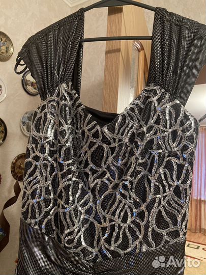 Вечернее платье