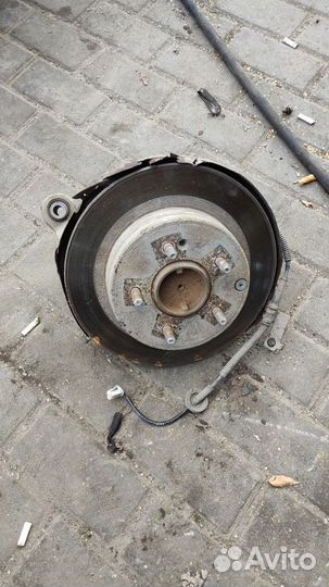 Кулак задний hyundai sonata nf с тормозным диском