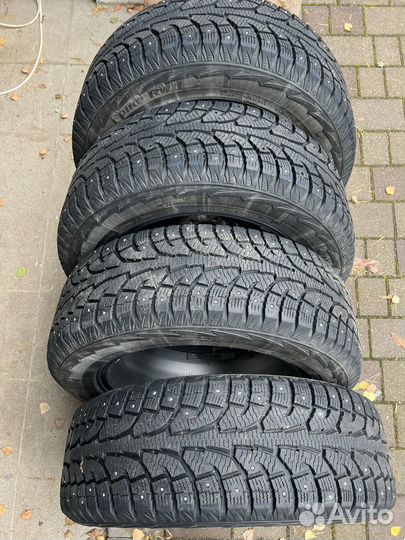 Hankook Winter I'Pike 235/60 R18 107T