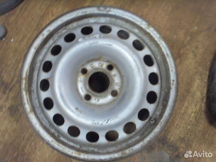 Диск колесный железо R15 в наличии 1 штука