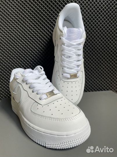 Кроссовки Nike air Force 1 luxe