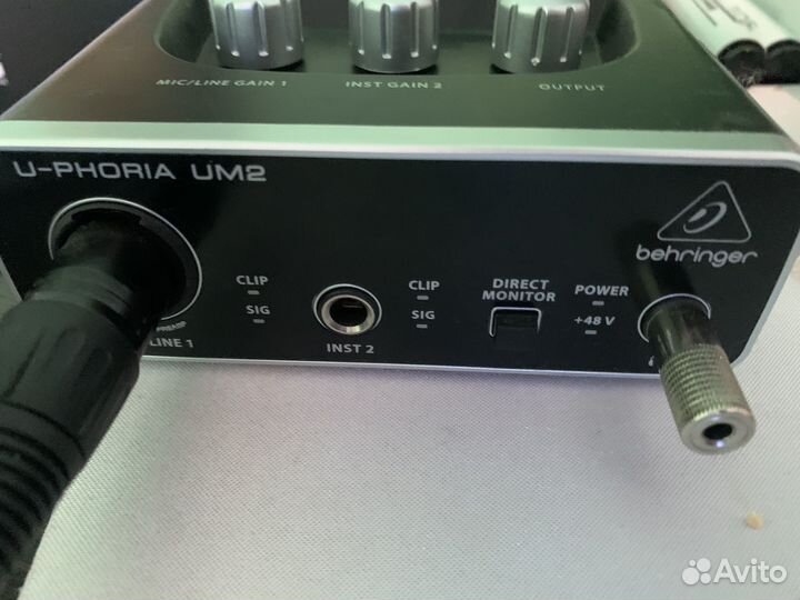 AKG p12 + behringer um2