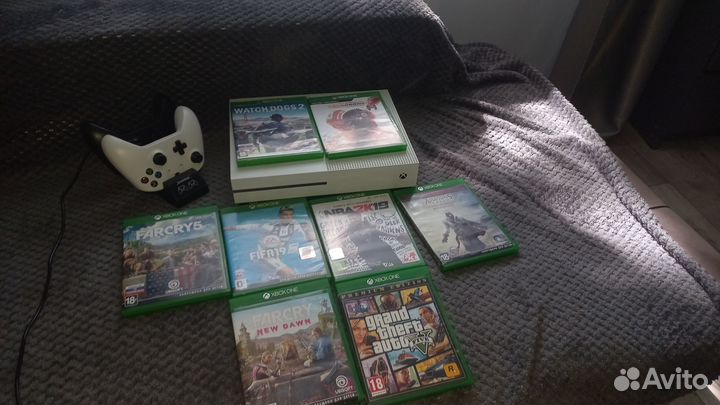 Продам Xbox one s
