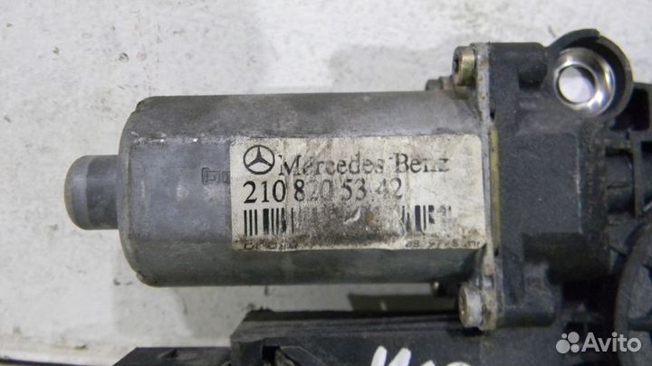 Моторчик заднего левого стеклоподъемника