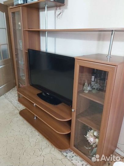 Подставка для телевизора