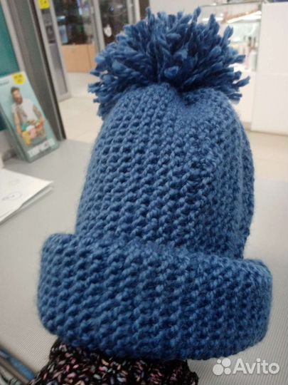 Шапка женская вязаная