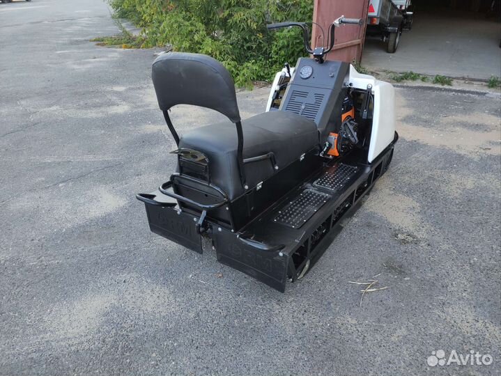 Запчасти и снегоходы