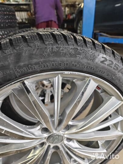 Continental IceContact 2 225/45 R19