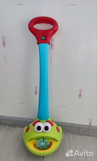 Детская каталка лягушка