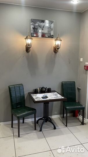 Стол стул диван