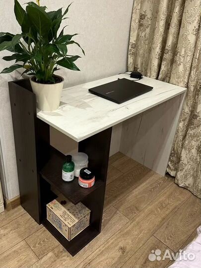 Стол письменный, компьютерный, для школьника