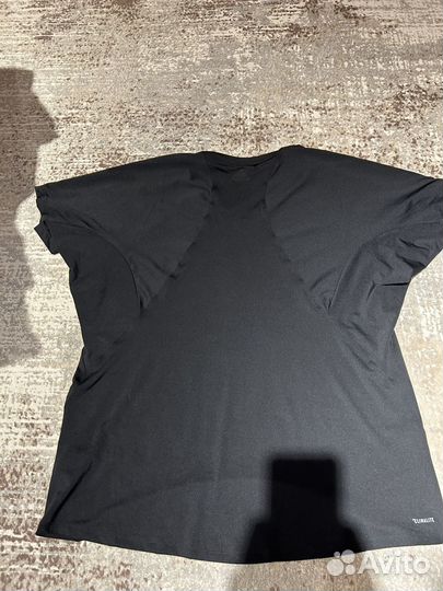 Футболка adidas