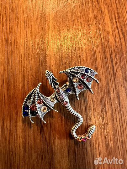 Брошь Дракон