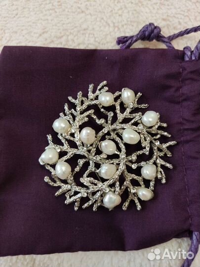 Шарфы и платок с украшением