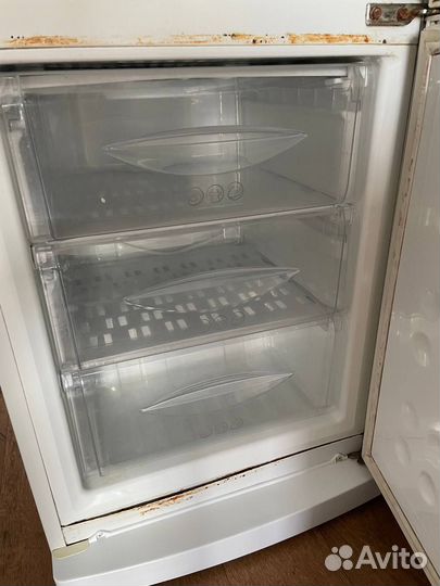 Холодильник LG б/у