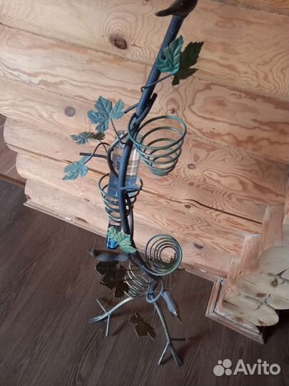 Кованная подставка для бутылок