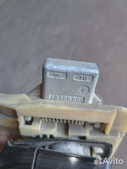 Ручка двери Cadillac bls