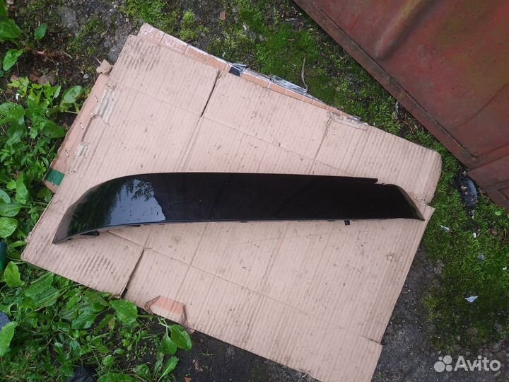 Расширитель переднего правого крыла Mercedes W463