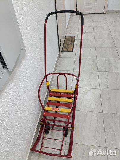 Детские санки с колесами