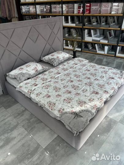 Постельное белье сатин с одеялом евро