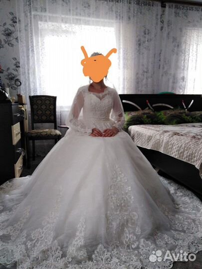 Свадебное платье